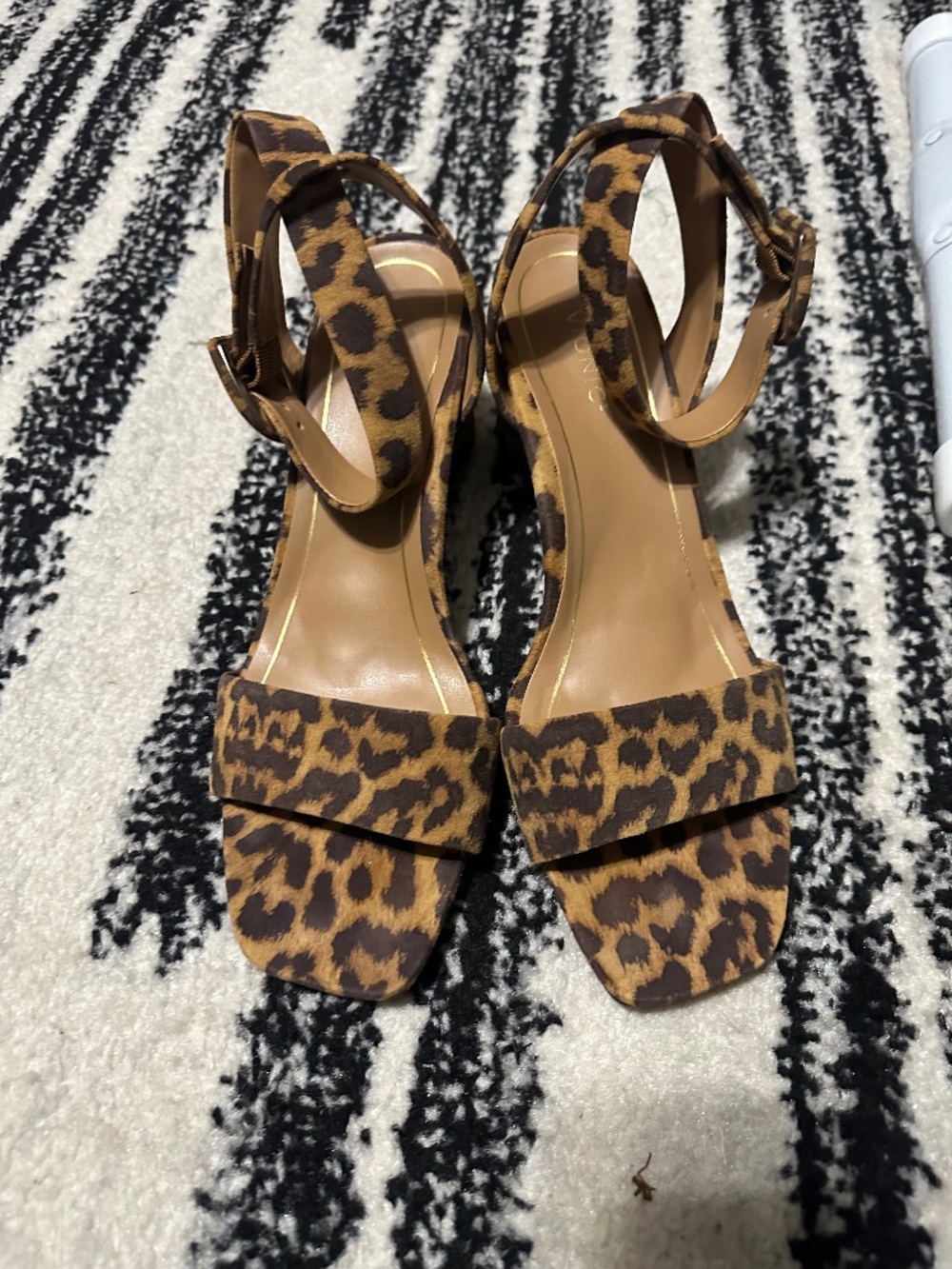 Leopard Vionic Heels